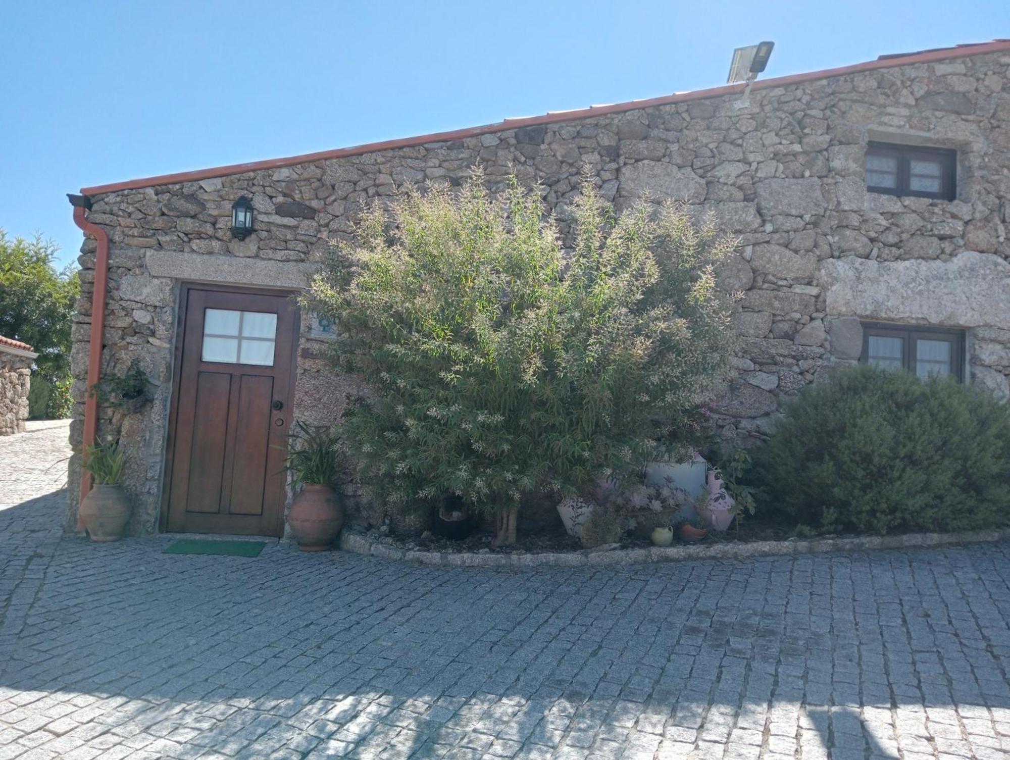 Eiras Do Dao Hotel Penalva do Castelo Exterior photo
